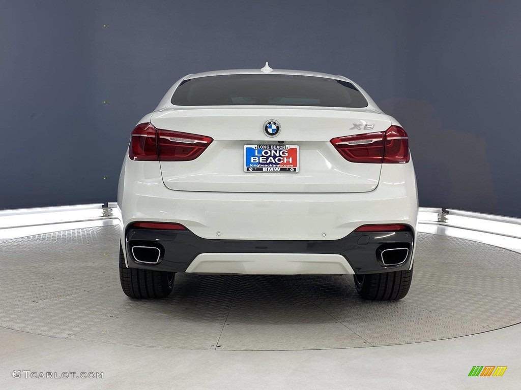 2019 BMW X6 sDrive35i Exhaust Photos