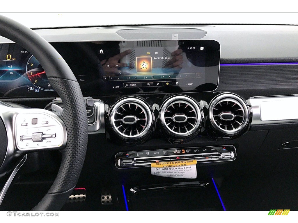 2021 Mercedes-Benz GLB 250 Controls Photo #141876058