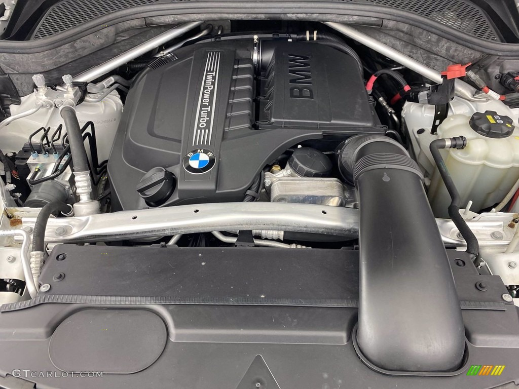 2019 BMW X6 sDrive35i Engine Photos