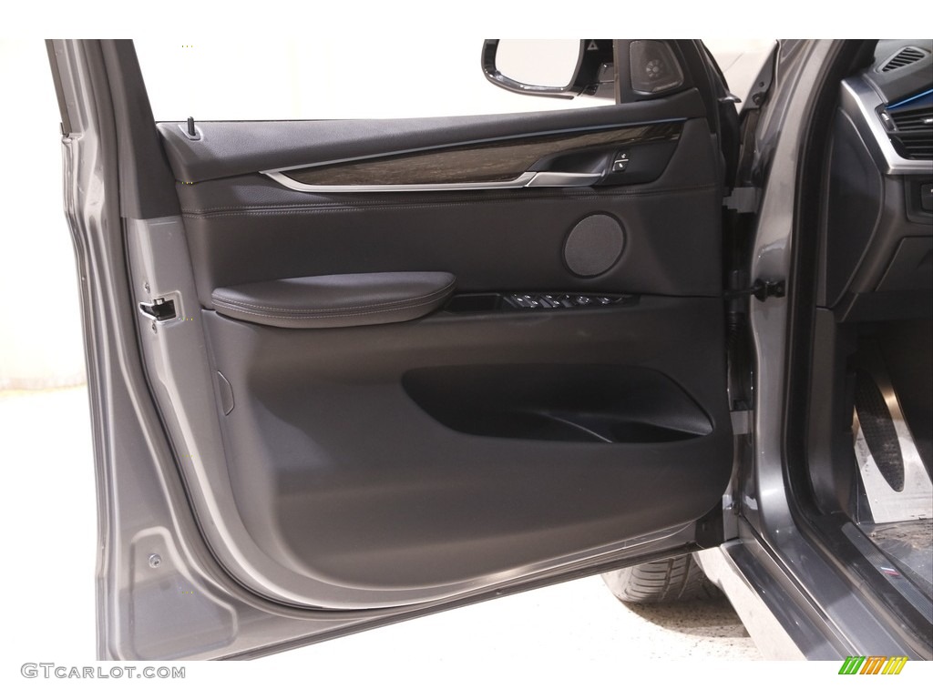 2018 X5 xDrive50i - Space Gray Metallic / Black photo #4