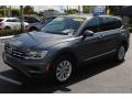 Platinum Gray Metallic - Tiguan SE Photo No. 4