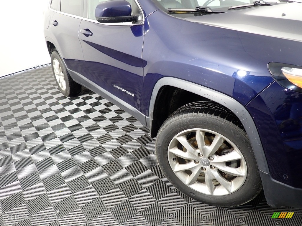 2014 Cherokee Limited 4x4 - True Blue Pearl / Vesuvio - Jeep Brown/Indigo Blue photo #7
