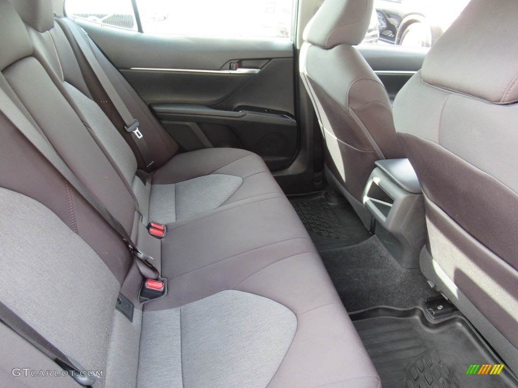 2018 Camry LE - Ruby Flare Pearl / Ash photo #14