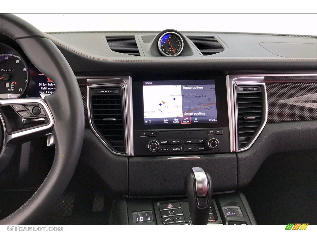 2018 Macan Turbo - Volcano Grey Metallic / Black/Garnet Red photo #5