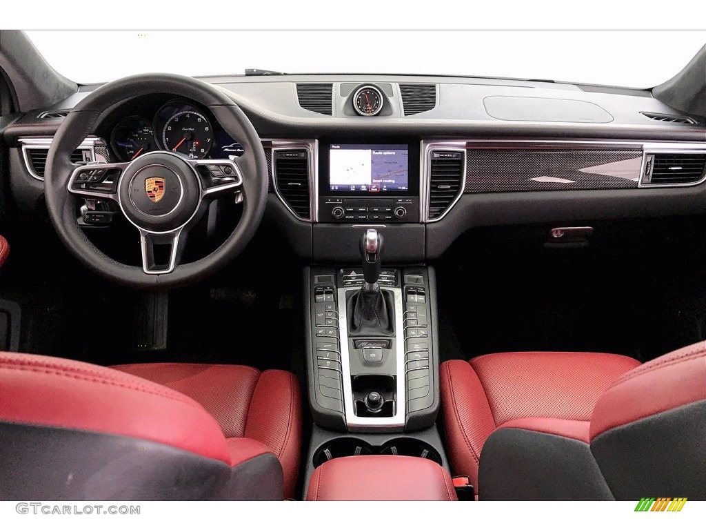 2018 Porsche Macan Turbo Black/Garnet Red Dashboard Photo #141880698