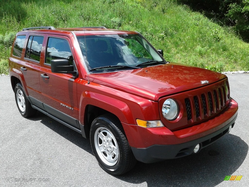 2016 Patriot Sport - Deep Cherry Red Crystal Pearl / Dark Slate Gray photo #4