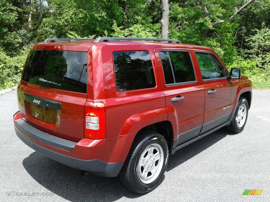 2016 Patriot Sport - Deep Cherry Red Crystal Pearl / Dark Slate Gray photo #6