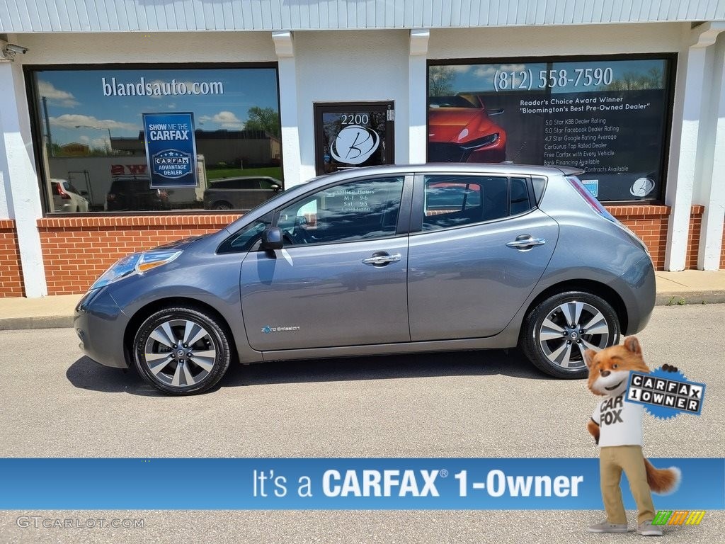2016 LEAF SV - Gun Metallic / Black photo #1