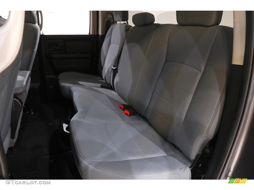 2018 1500 Express Quad Cab 4x4 - Granite Crystal Metallic / Black/Diesel Gray photo #16
