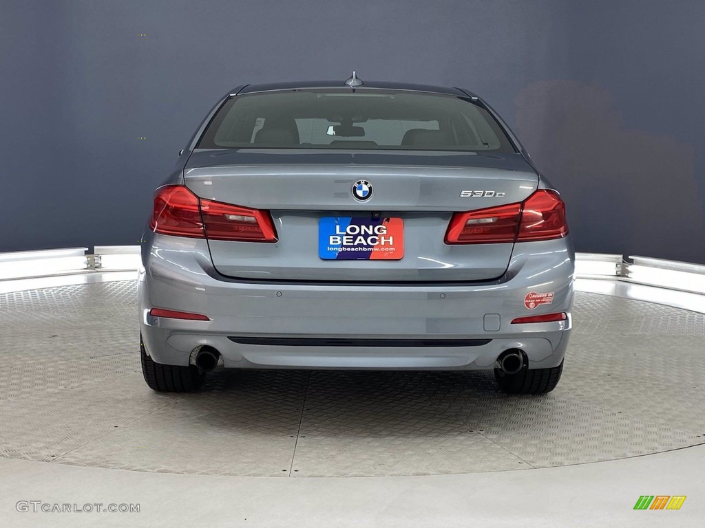 2019 5 Series 530e iPerformance Sedan - Bluestone Metallic / Black photo #4