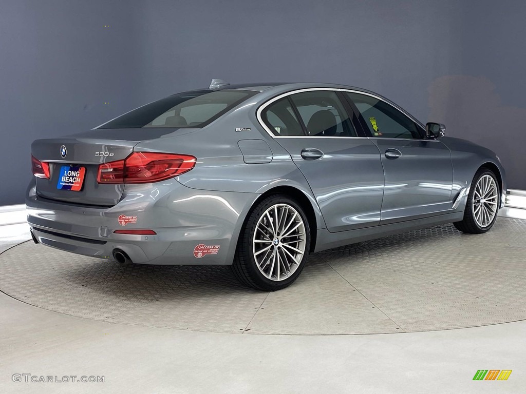 2019 5 Series 530e iPerformance Sedan - Bluestone Metallic / Black photo #5