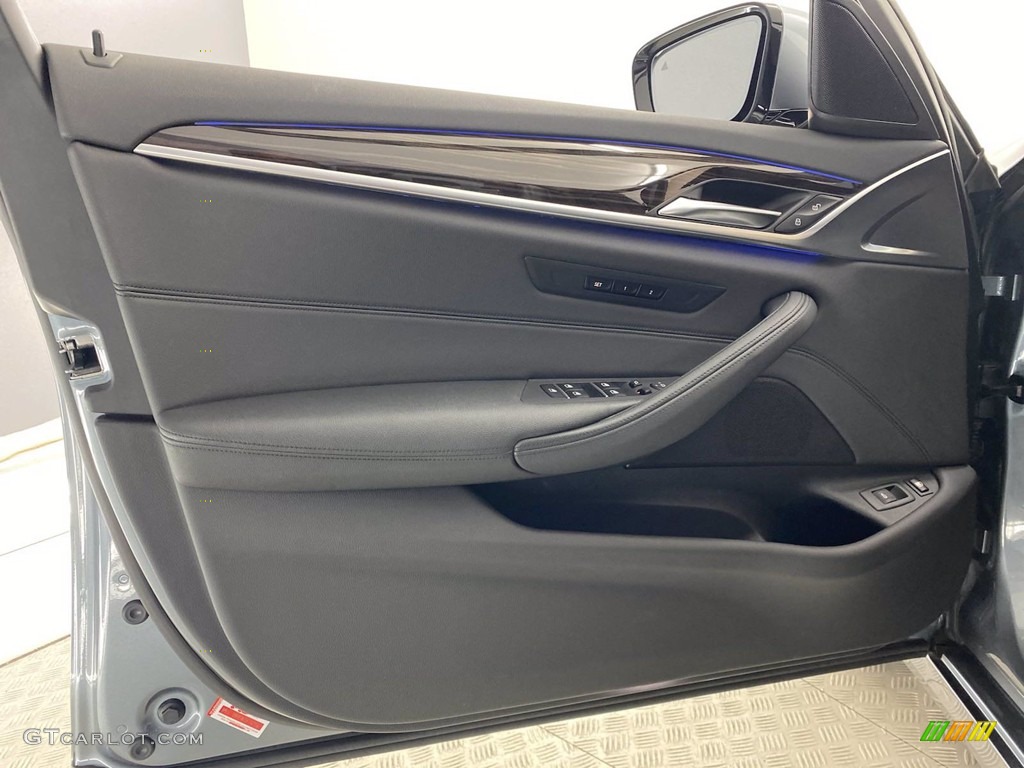 2019 5 Series 530e iPerformance Sedan - Bluestone Metallic / Black photo #13
