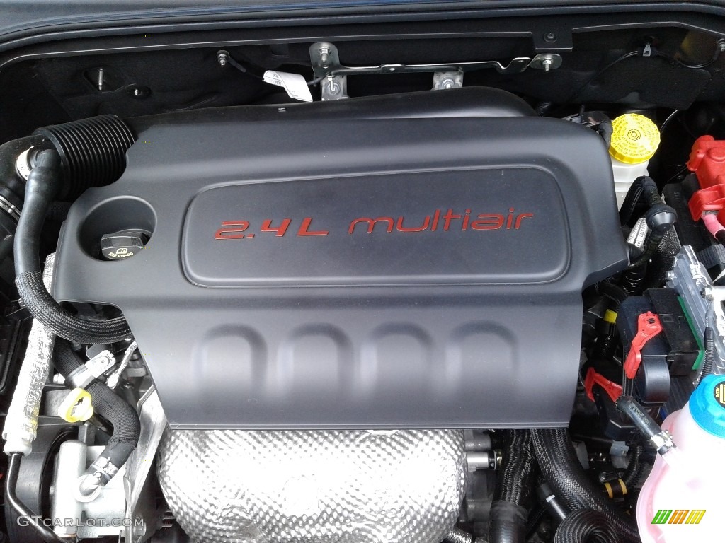 2021 Ram ProMaster City Wagon SLT Engine Photos