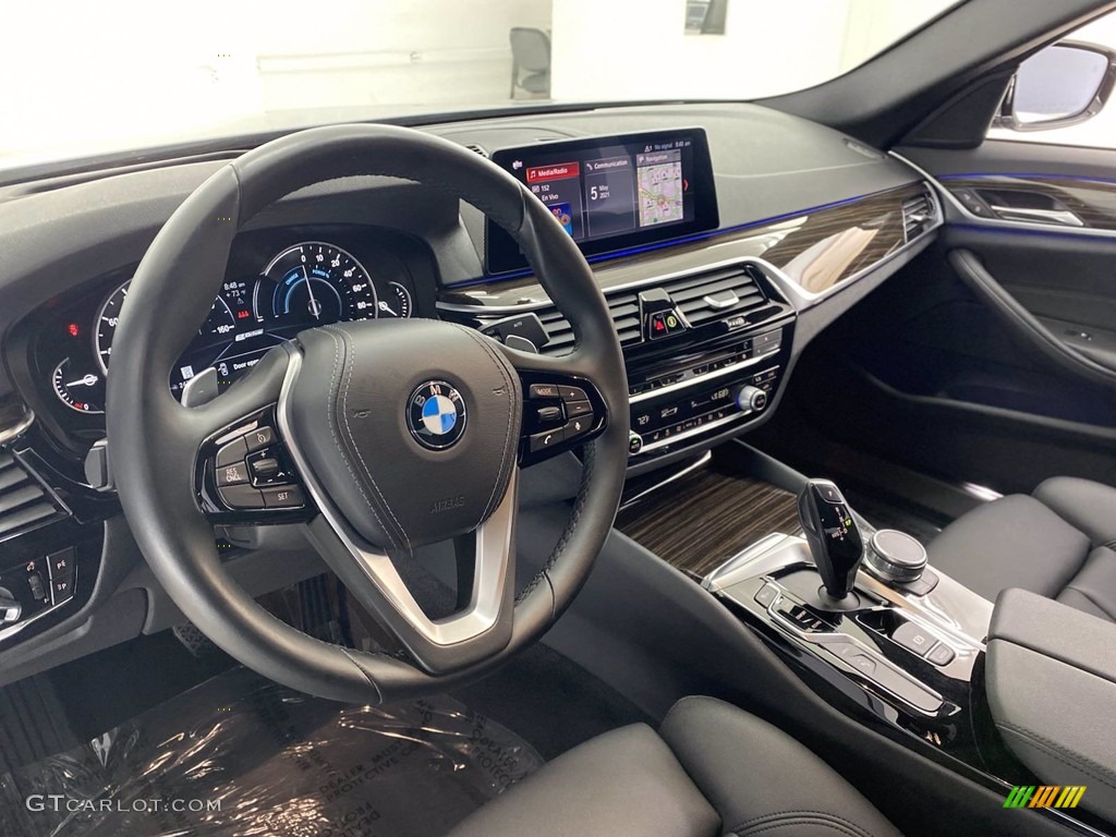 2019 5 Series 530e iPerformance Sedan - Bluestone Metallic / Black photo #16