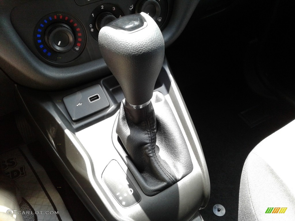 2021 Ram ProMaster City Wagon SLT Transmission Photos