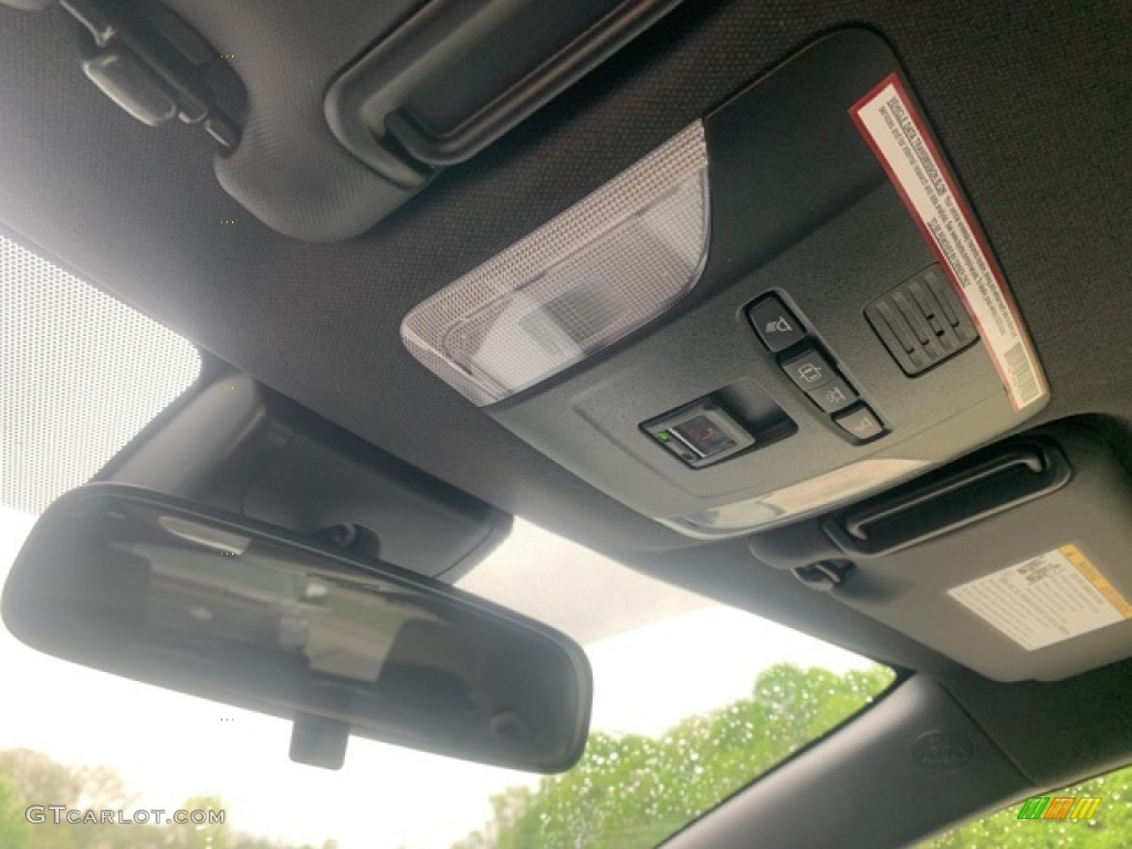 2021 Corolla Hatchback SE - Galactic Aqua Mica / Moonstone photo #16