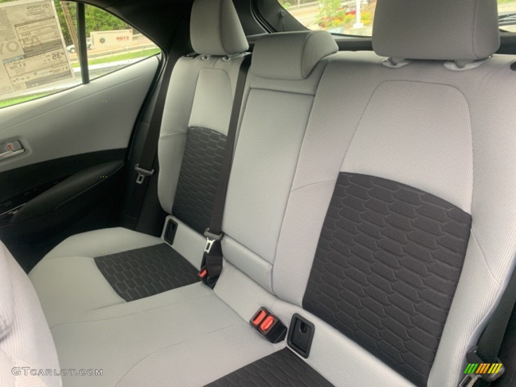 2021 Corolla Hatchback SE - Galactic Aqua Mica / Moonstone photo #19