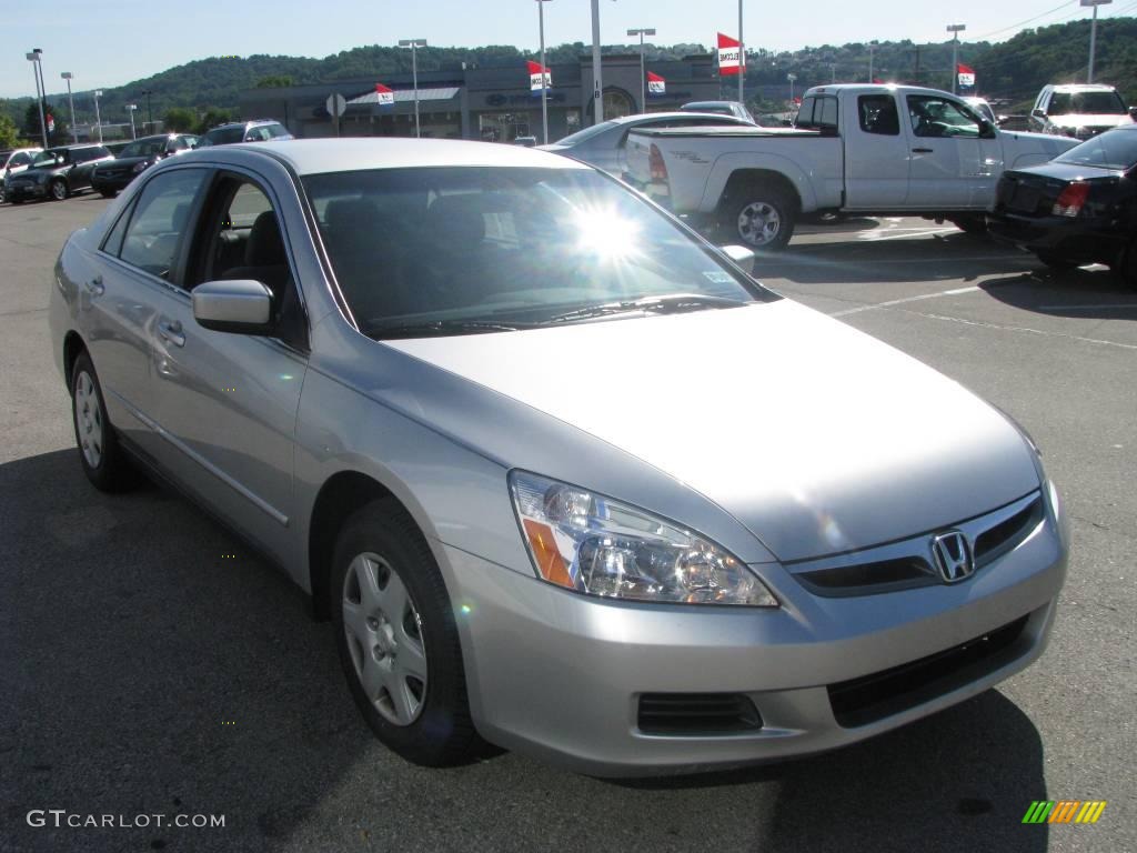 2006 Accord LX Sedan - Alabaster Silver Metallic / Gray photo #7