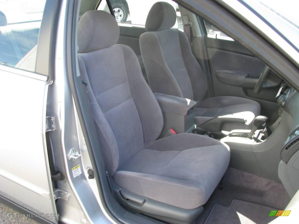 2006 Accord LX Sedan - Alabaster Silver Metallic / Gray photo #11