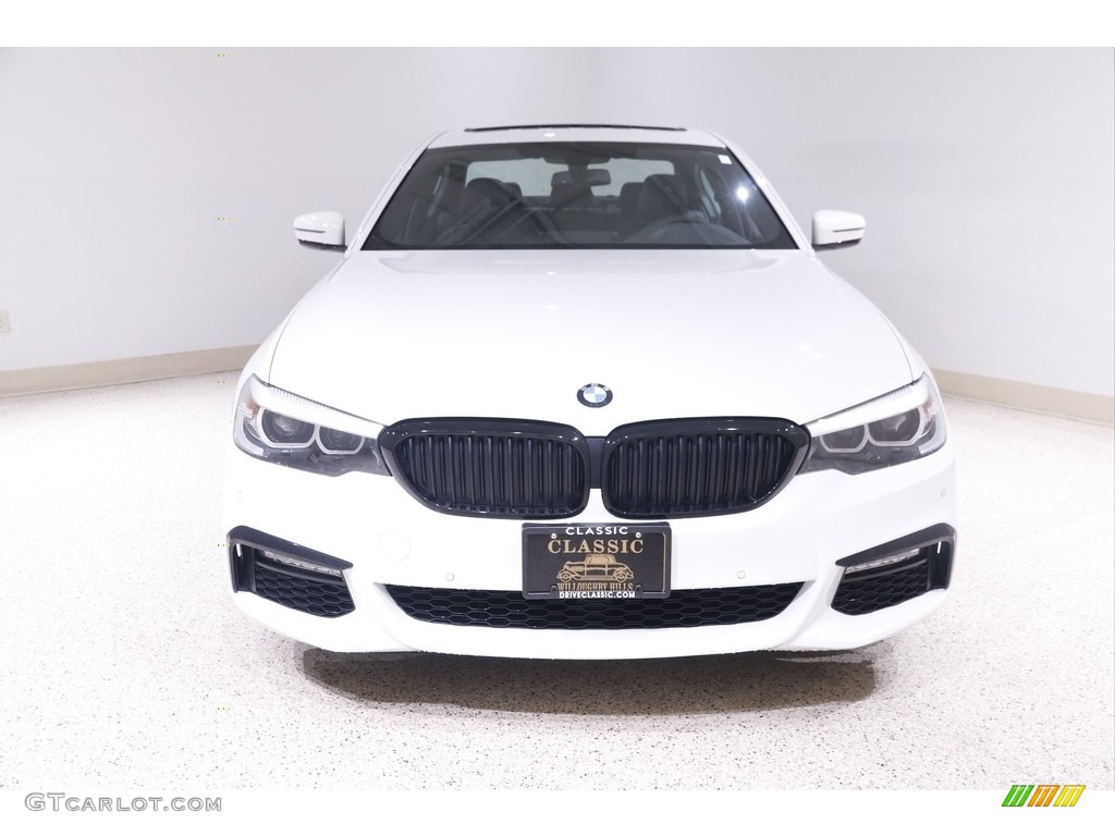 2018 5 Series 530i xDrive Sedan - Alpine White / Black photo #2