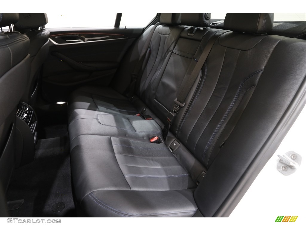 2018 5 Series 530i xDrive Sedan - Alpine White / Black photo #18