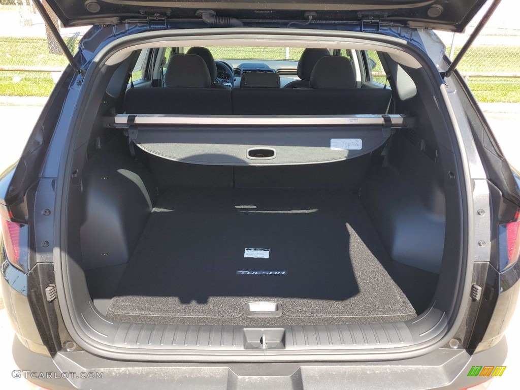 2022 Hyundai Tucson SE Trunk Photos