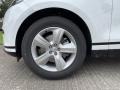 Fuji White - Range Rover Velar S Photo No. 9