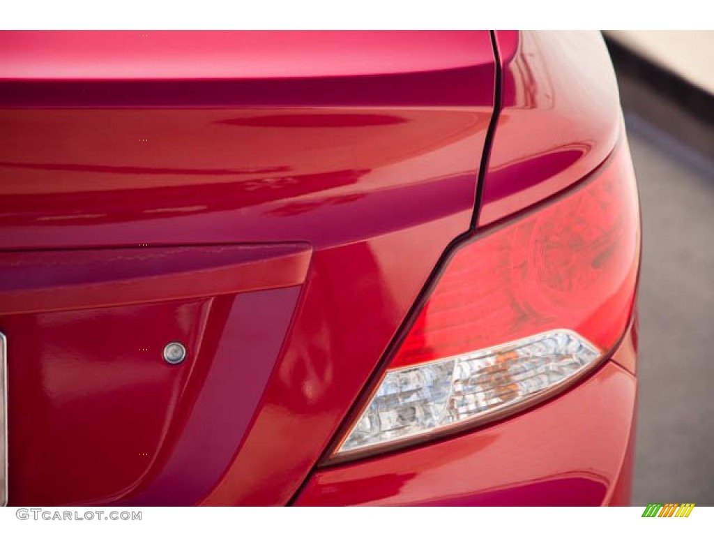 2012 Accent GLS 4 Door - Boston Red / Beige photo #11
