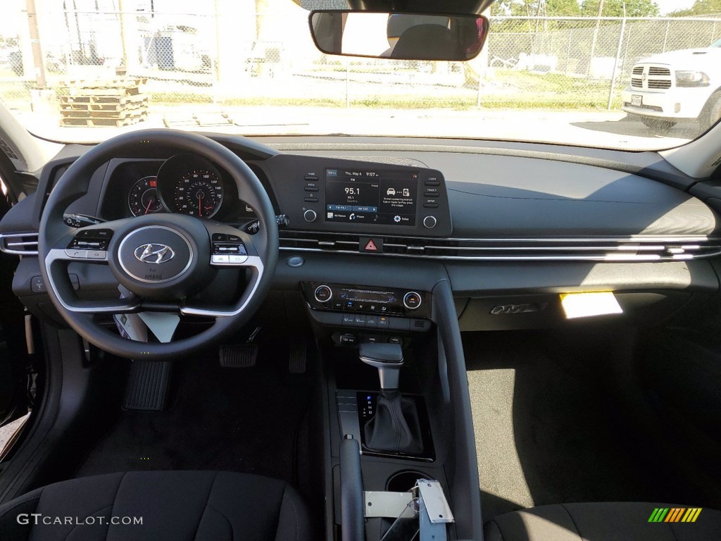 2021 Elantra SEL - Phantom Black / Black photo #5