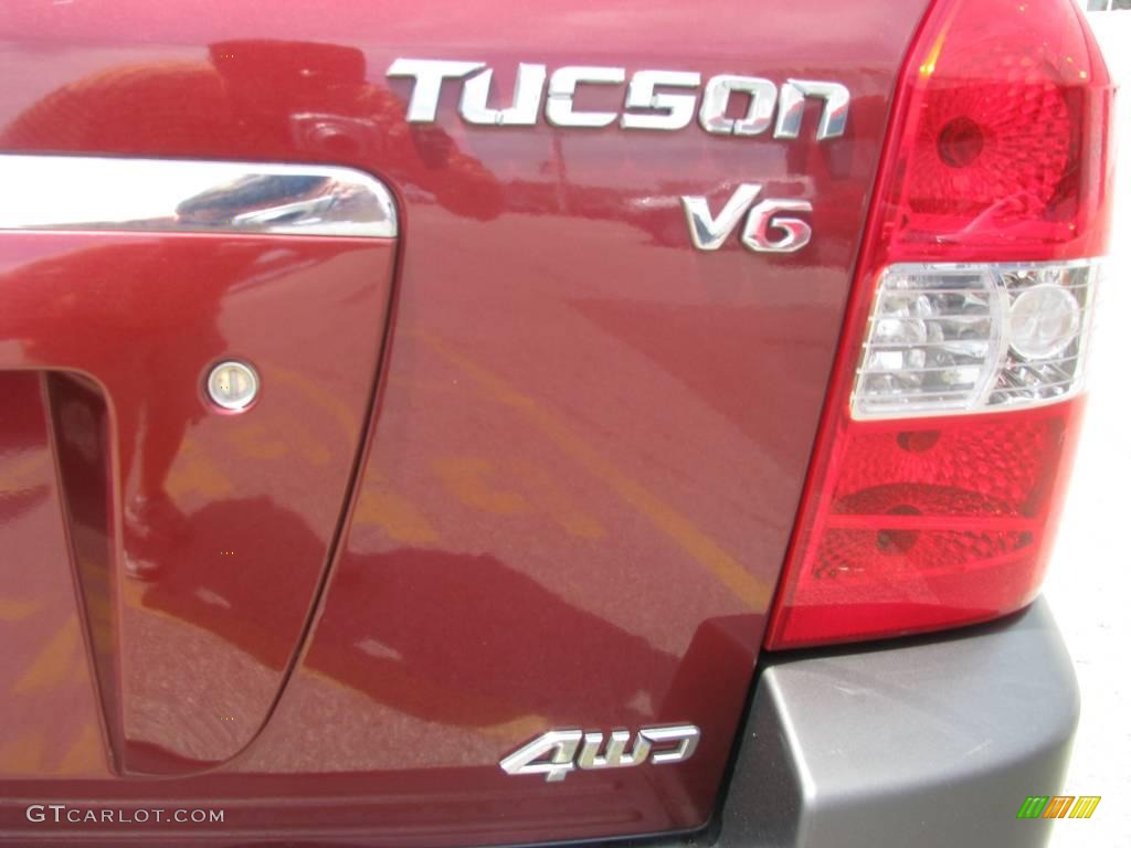 2005 Tucson GLS V6 4WD - Mesa Red / Gray photo #6
