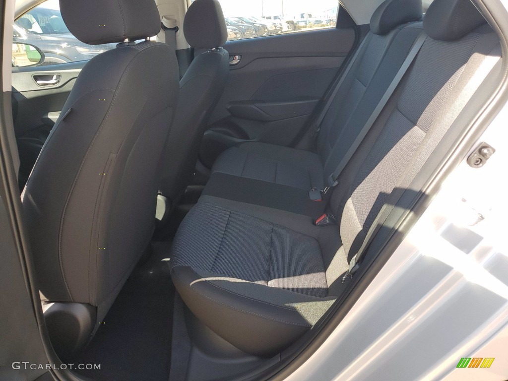 2021 Accent SE - Olympus Silver / Black photo #6