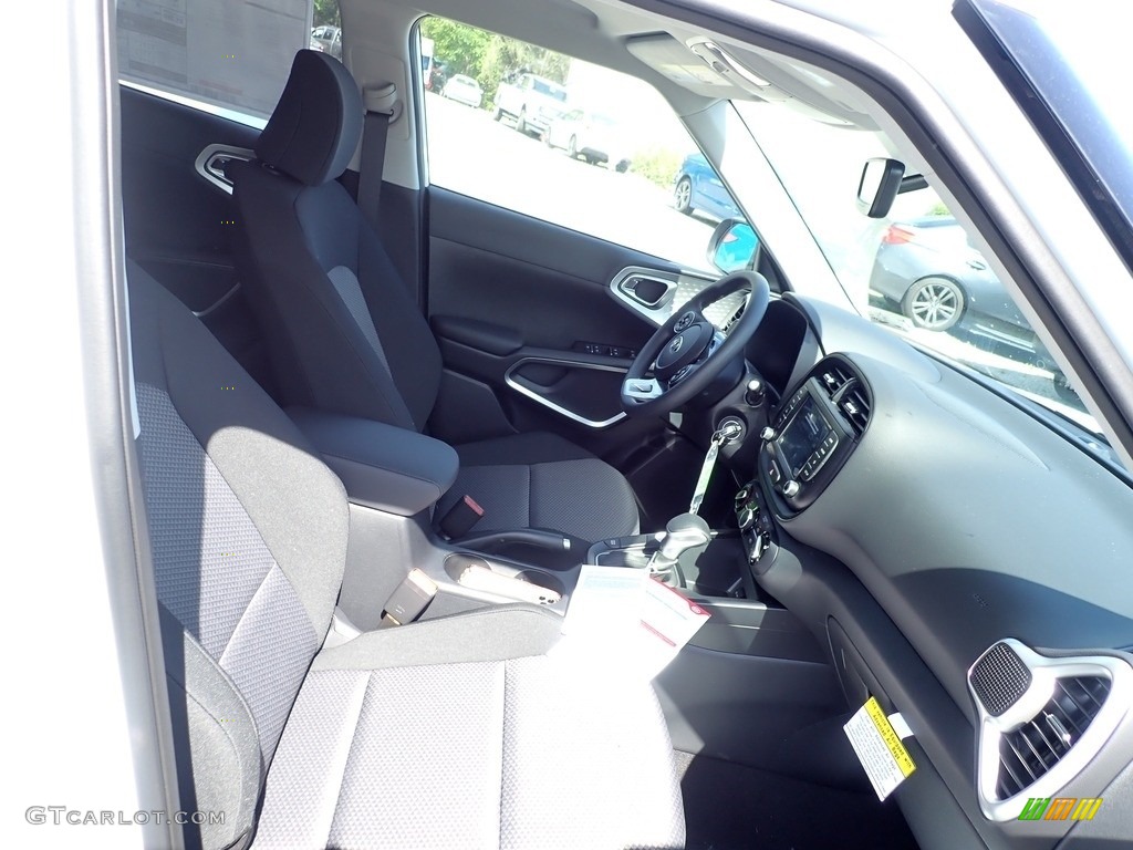 2021 Soul LX - Clear White / Black photo #11
