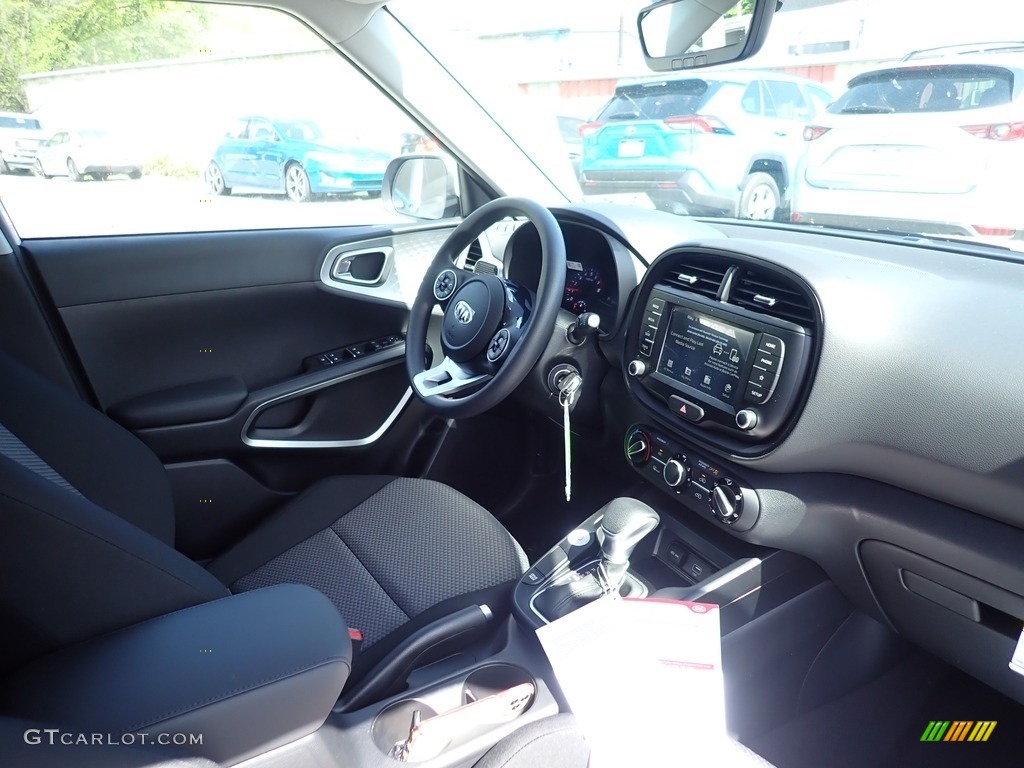 2021 Soul LX - Clear White / Black photo #12