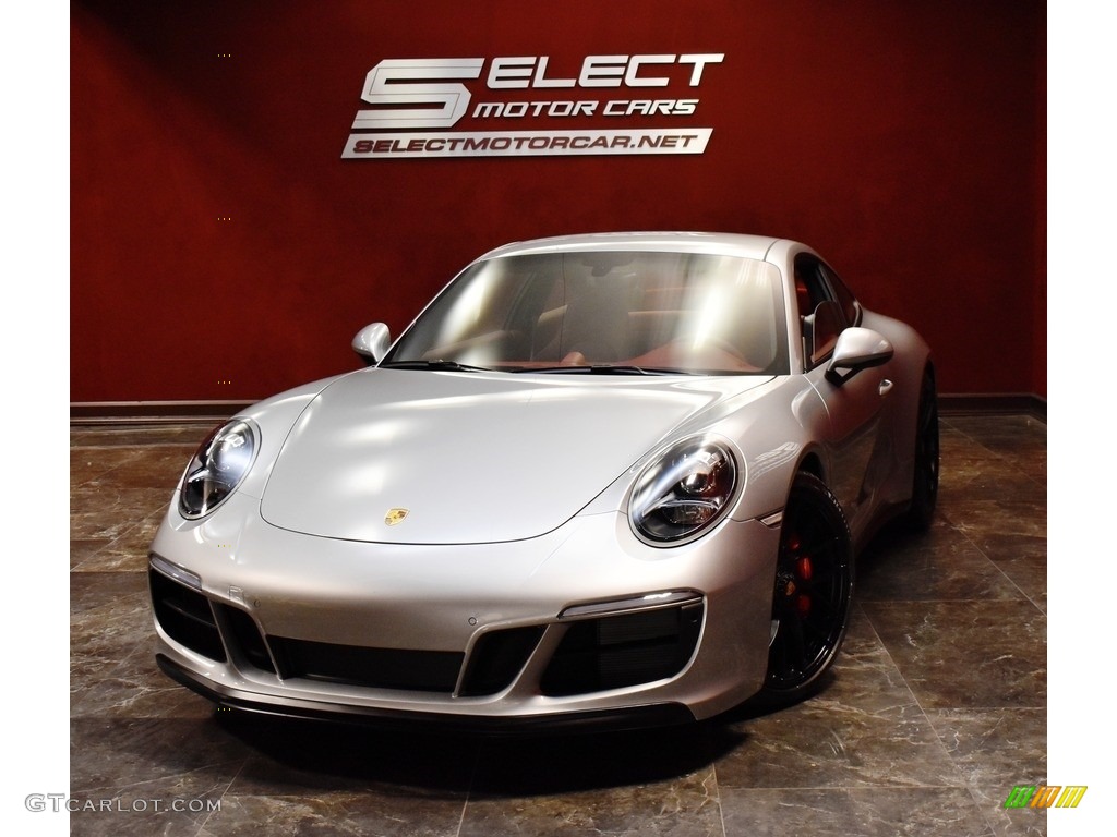 GT Silver Metallic Porsche 911