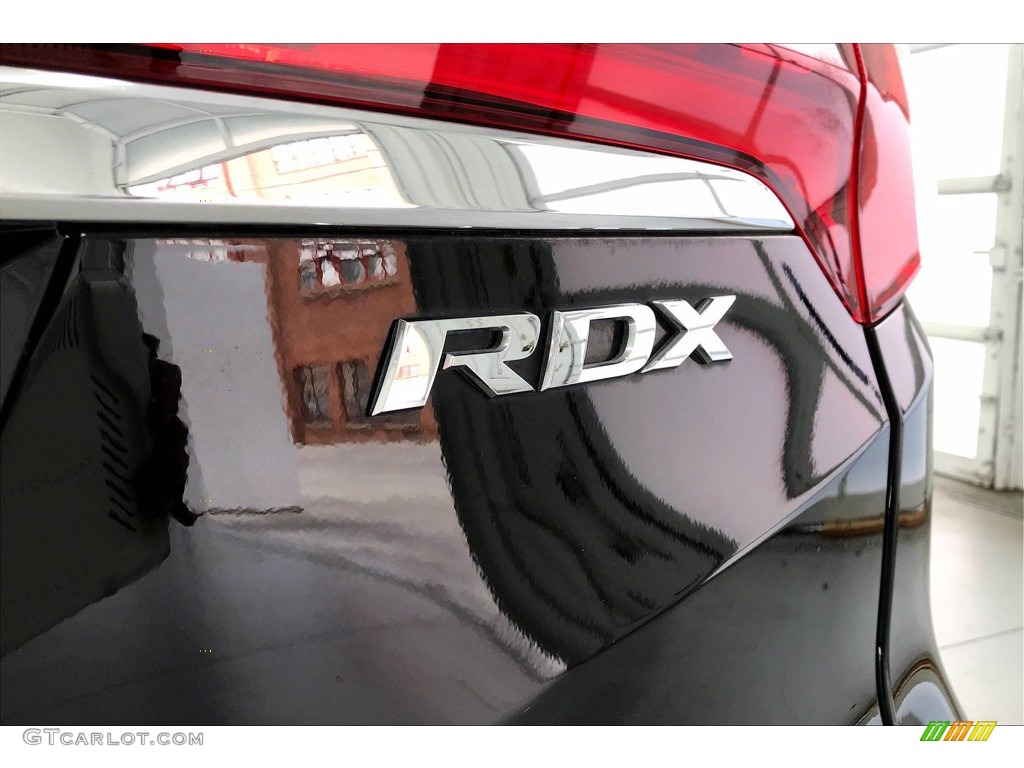 2018 RDX FWD Technology - Crystal Black Pearl / Parchment photo #7