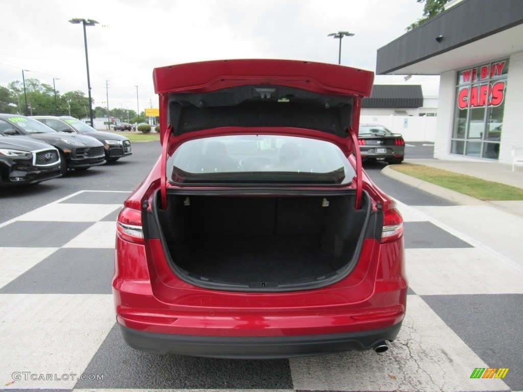 2020 Fusion SE - Rapid Red / Ebony photo #5