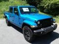 Hydro Blue Pearl - Gladiator Willys 4x4 Photo No. 4