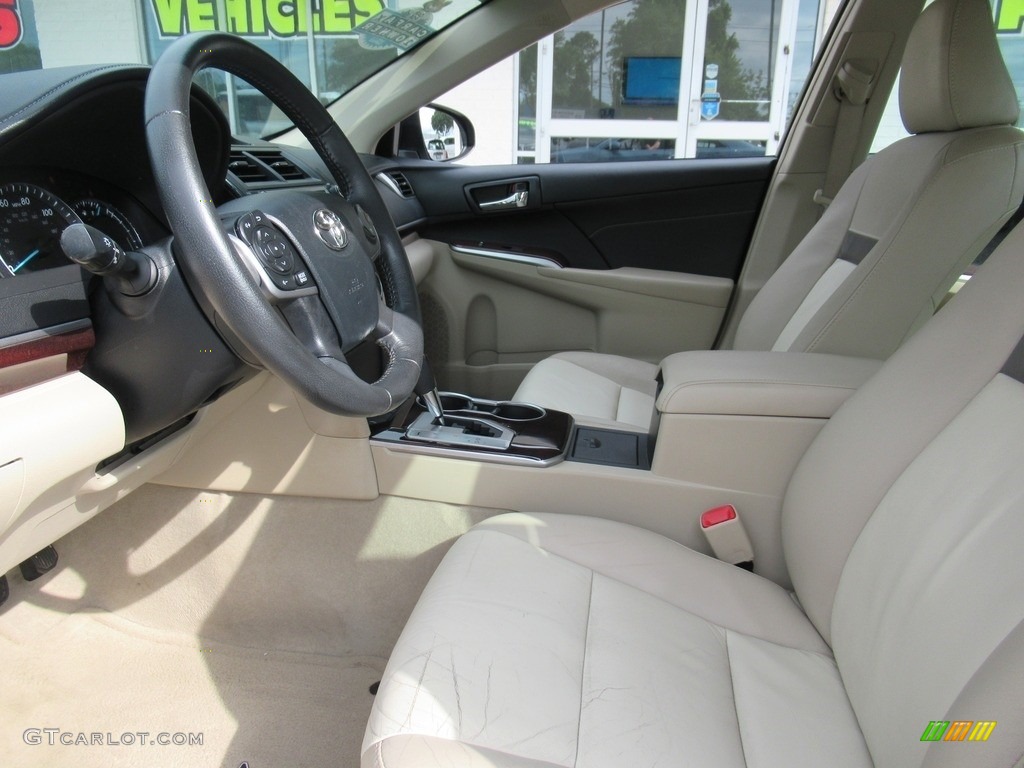 2013 Camry XLE - Clearwater Blue Metallic / Ivory photo #10