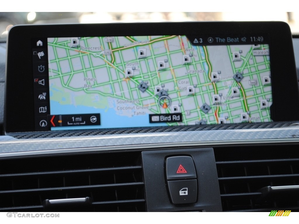 2019 BMW M4 Convertible Navigation Photos