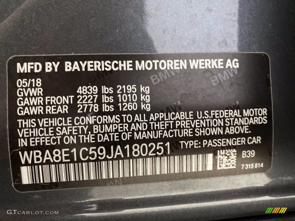 2018 3 Series 330e iPerformance Sedan - Platinum Silver Metallic / Black photo #37