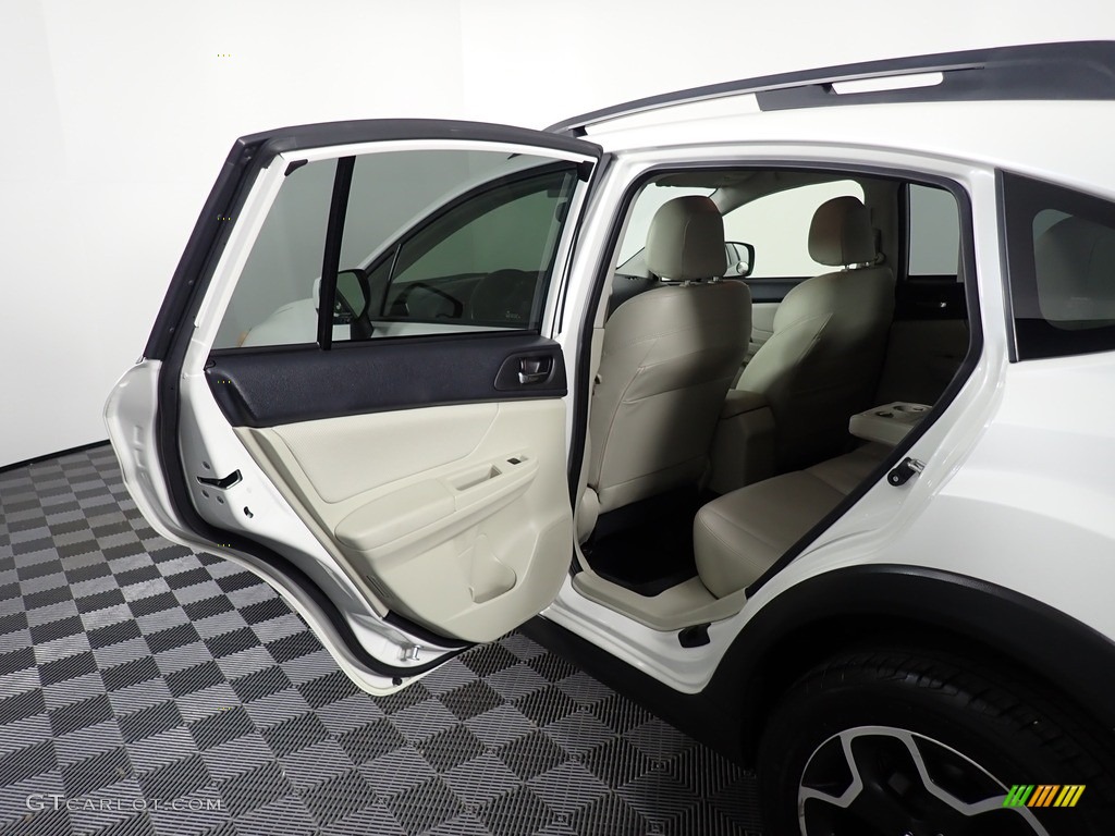 2013 XV Crosstrek 2.0 Limited - Satin White Pearl / Ivory photo #25