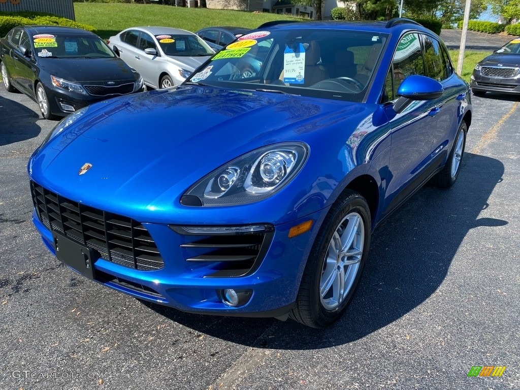 2017 Macan S - Sapphire Blue Metallic / Luxor Beige photo #2