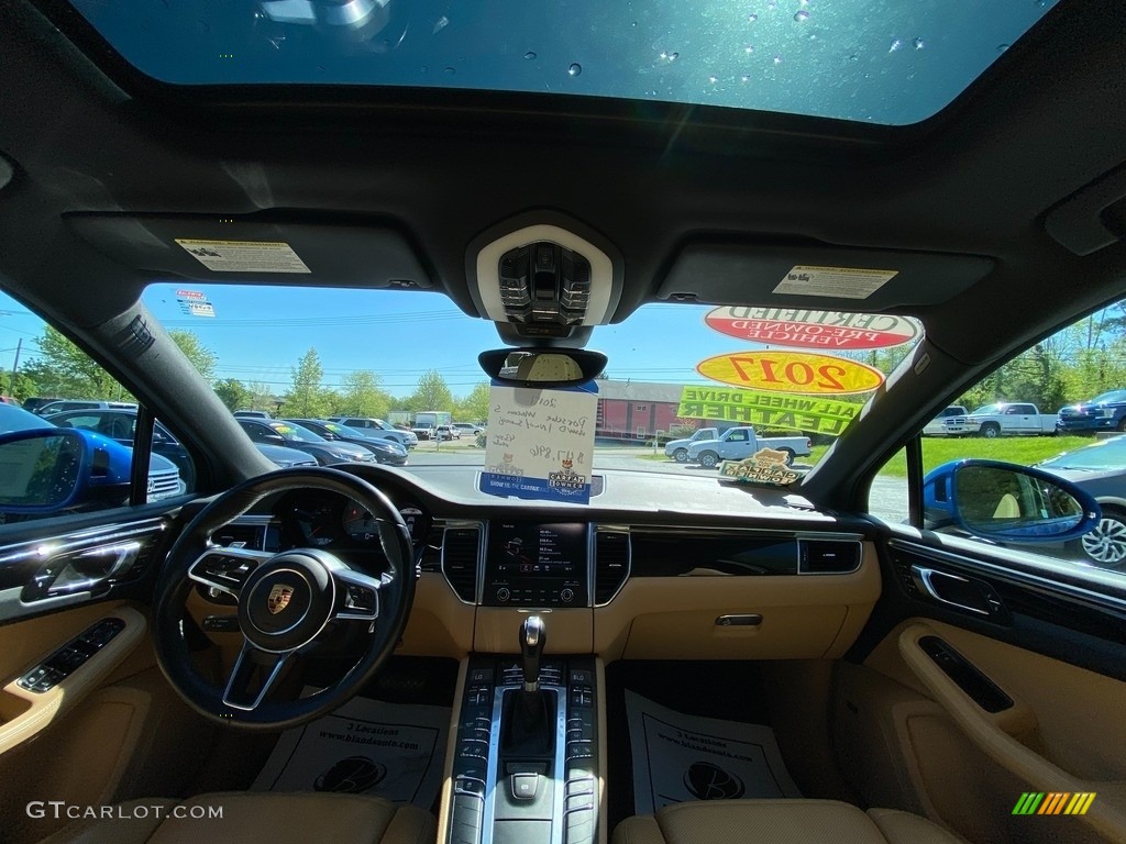 2017 Macan S - Sapphire Blue Metallic / Luxor Beige photo #16