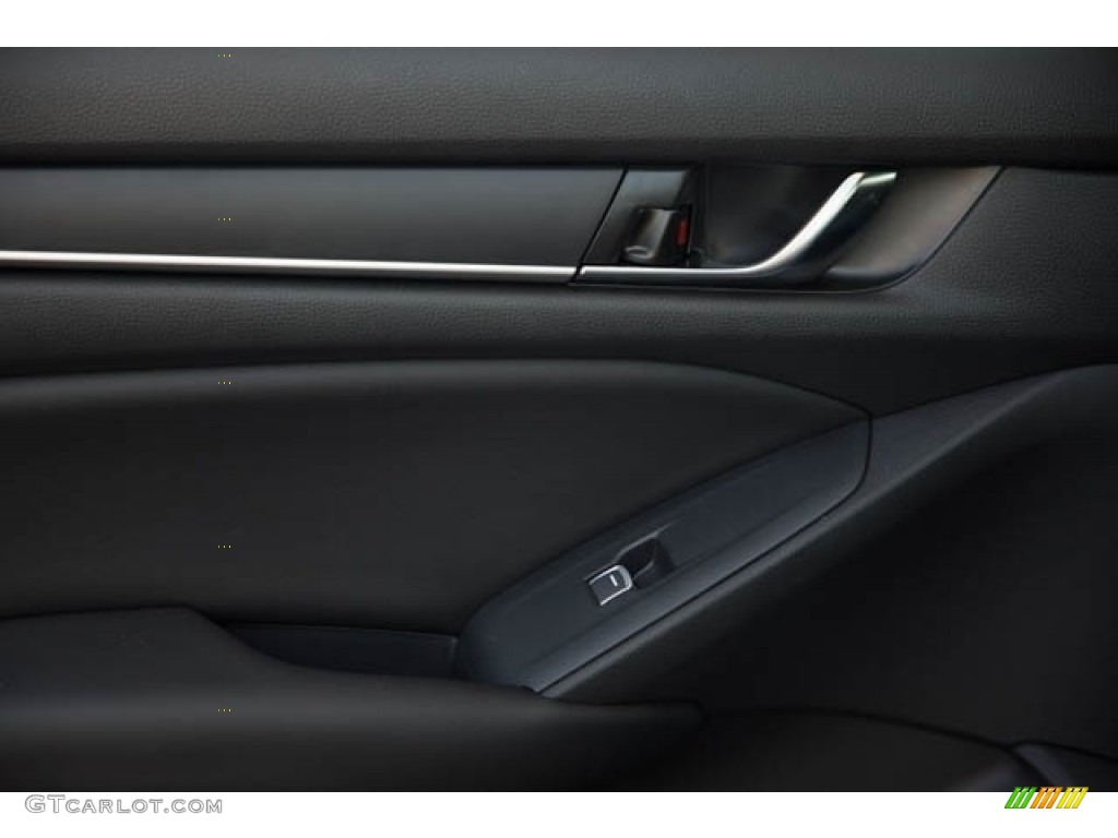 2021 Accord Hybrid - Platinum White Pearl / Black photo #36