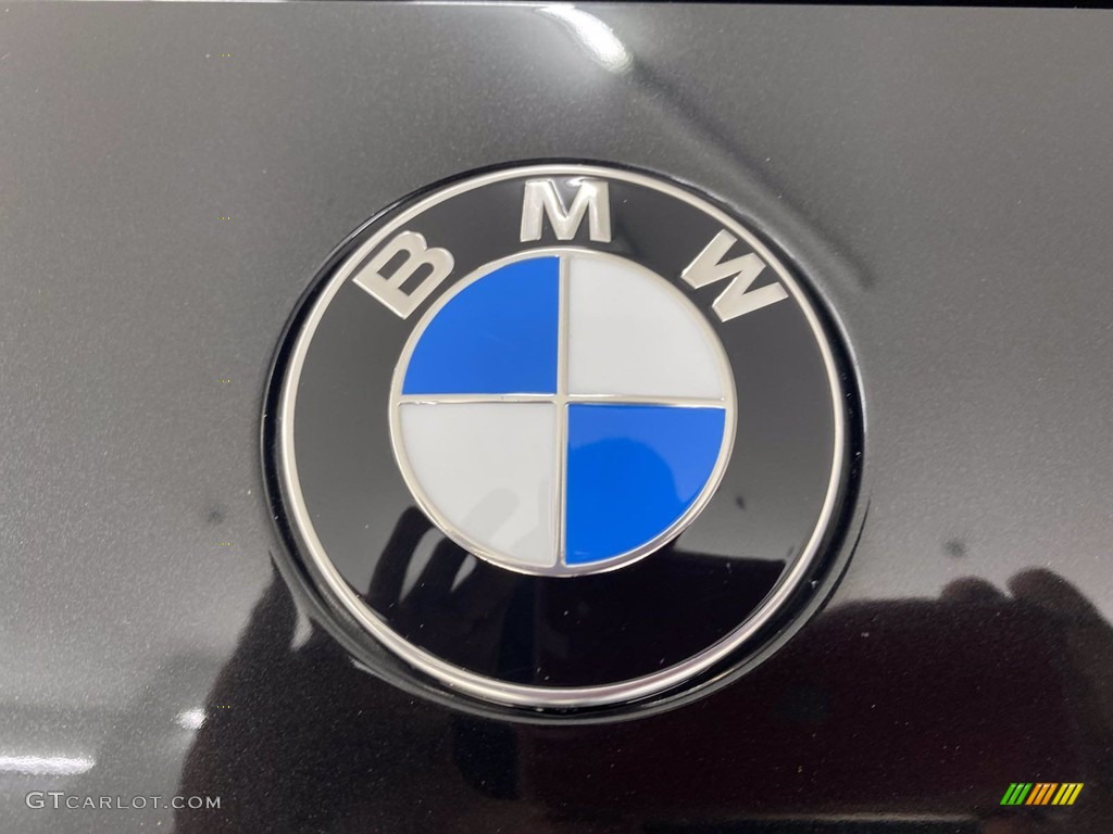 2018 X2 sDrive28i - Black Sapphire Metallic / Oyster/Black photo #8