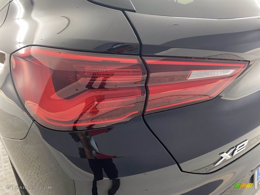 2018 X2 sDrive28i - Black Sapphire Metallic / Oyster/Black photo #9