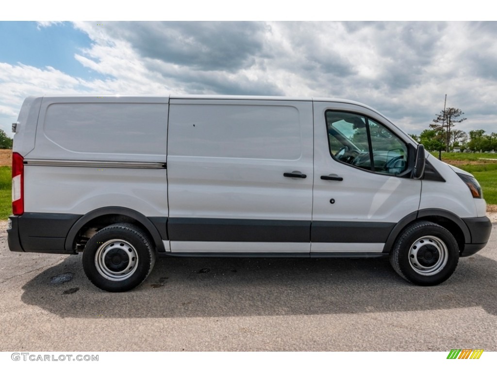 Oxford White 2017 Ford Transit Van 150 LR Regular Exterior Photo #141922419