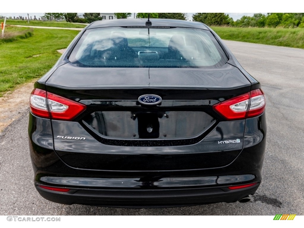 Tuxedo Black 2014 Ford Fusion Hybrid S Exterior Photo #141923376