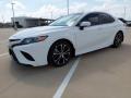 Super White - Camry SE Photo No. 2