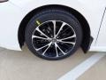Super White - Camry SE Photo No. 10